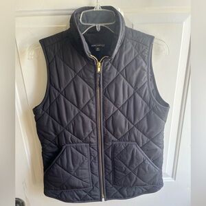 J Crew Classic Black Quilted Puffer Vest Womens XS Sleeveless Preppy‎
